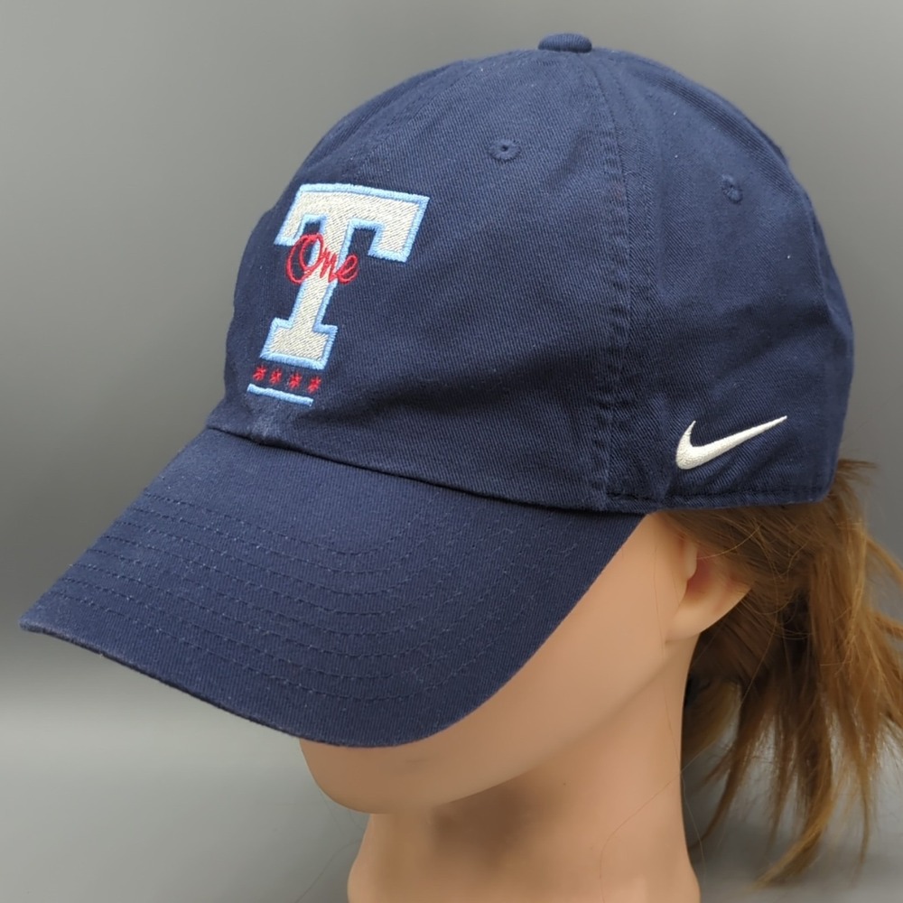 Team One Lacrosse Illinois Nike Hat Cap Heritage86 1Size Blue OSFM Strapback